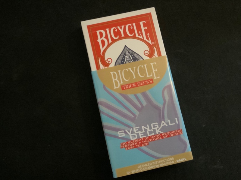 Svengali Deck Bicycle – Red